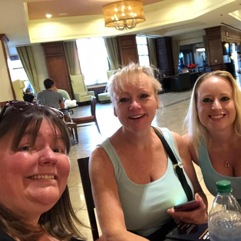 Meet your Posher, Holly